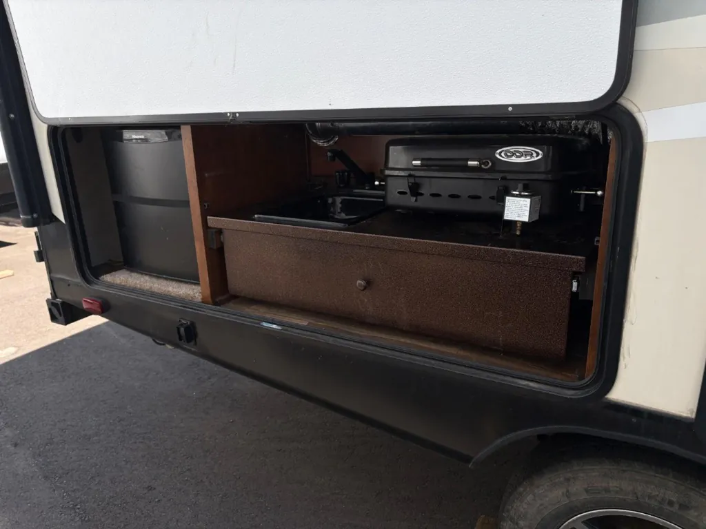 2016 Forest River Vibe Extreme Lite 250BHS, Photos photo 8