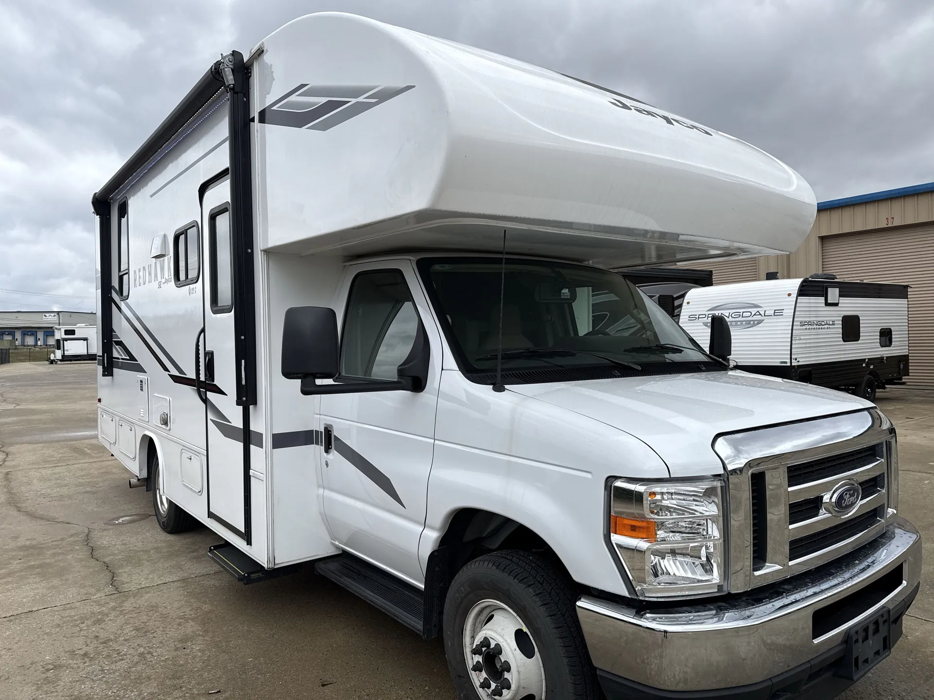 2025 Jayco Redhawk SE 22CF - Photo 2