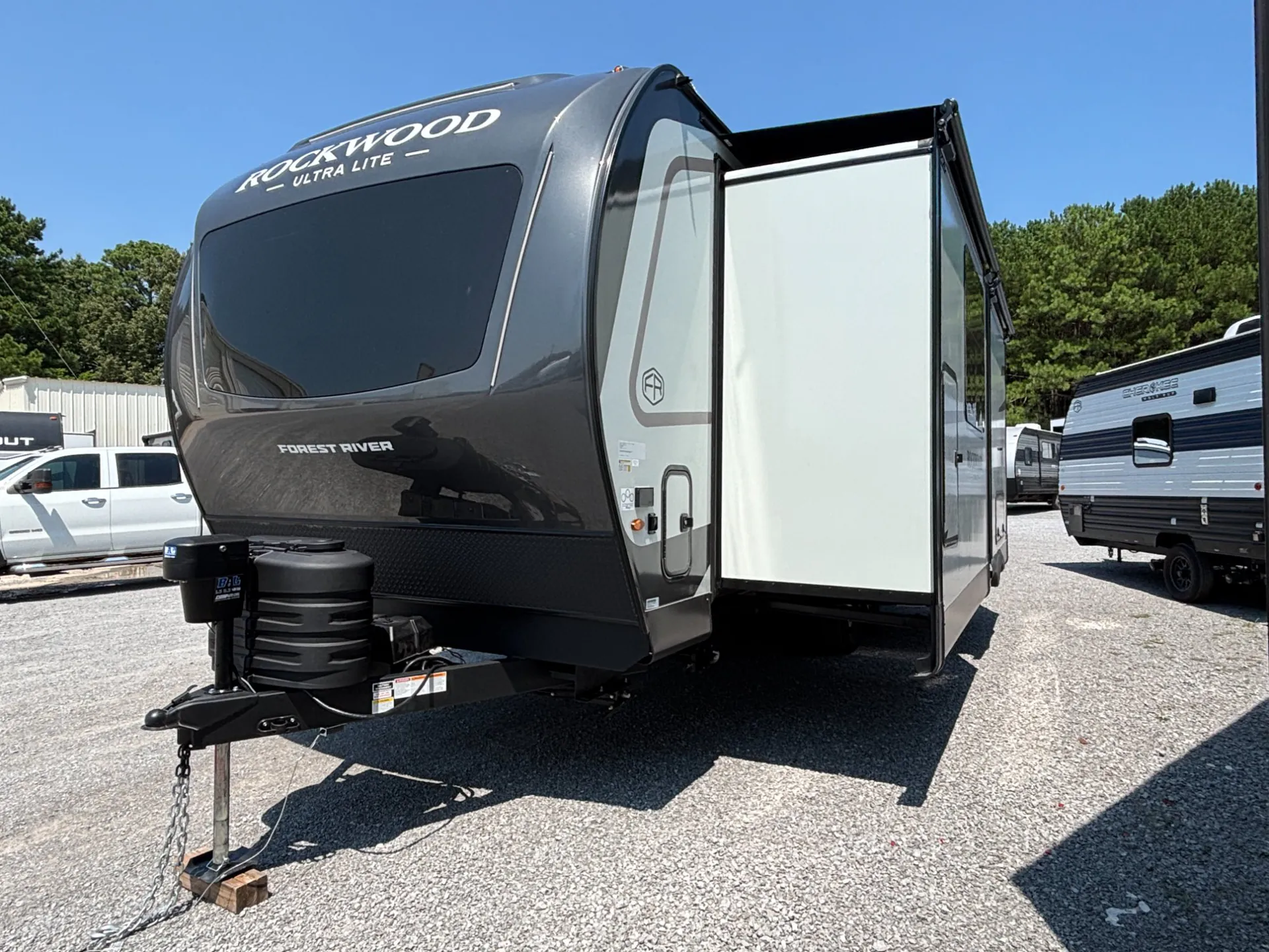 2027 Forest River Rockwood Ultra Lite 2623MBR - Photo 4