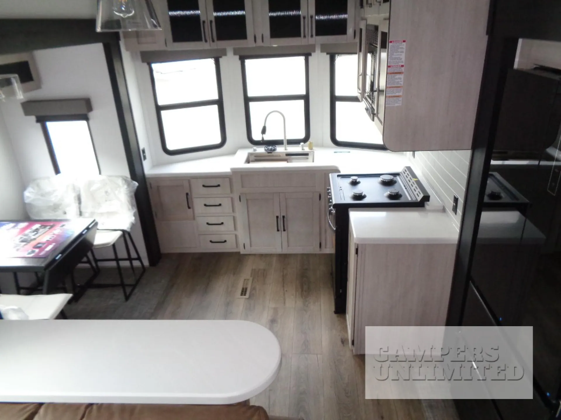 2027 Forest River Puma Vista 403LFT — Photo 5