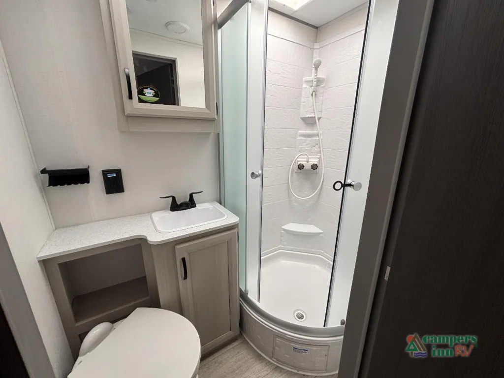 2027 Coachmen Catalina Legacy Edition 333DBDSCK, Photos photo 27