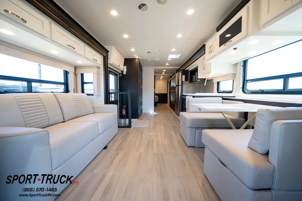 2026 Newmar Grand Star 3940 - Photo 3