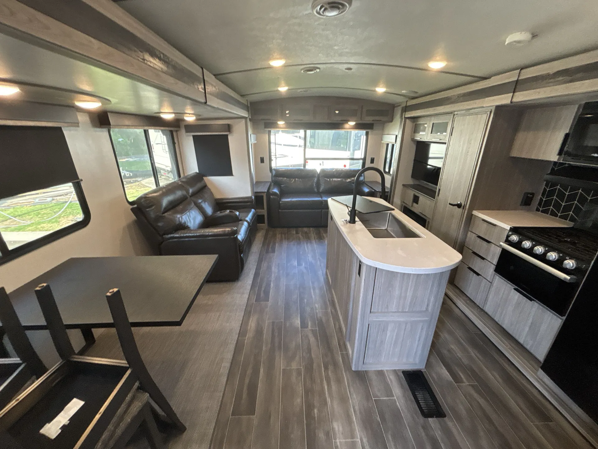2021 Keystone Passport 2870RL — living area main