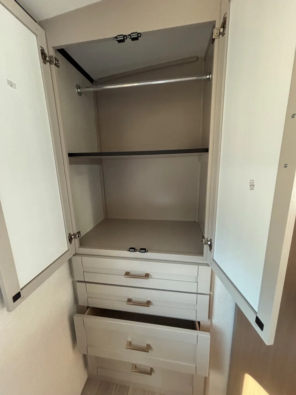 2027 Jayco Jay Feather 29BHB, Photos photo 3