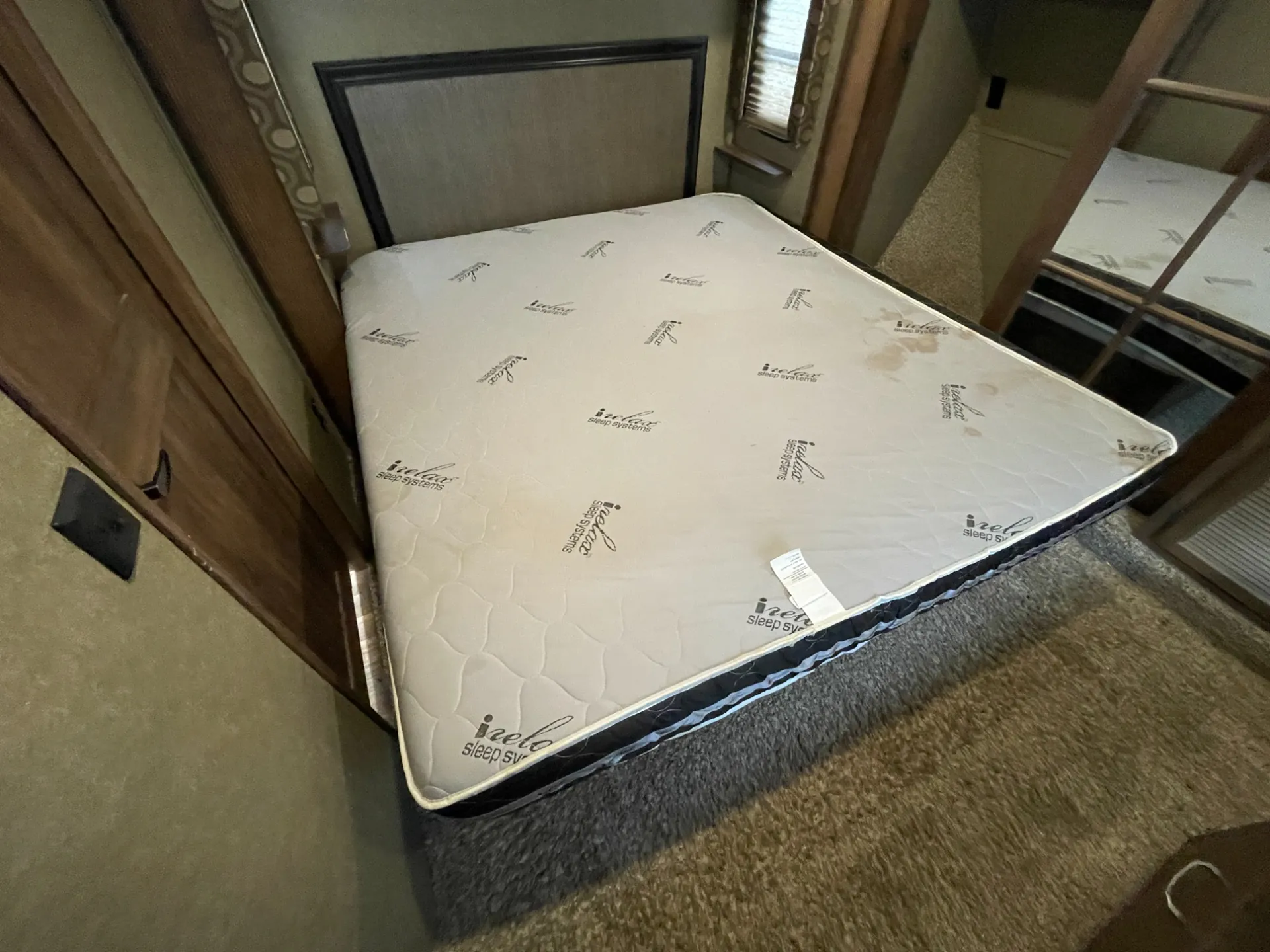 2017 Keystone Avalanche 361TG - Photo 4