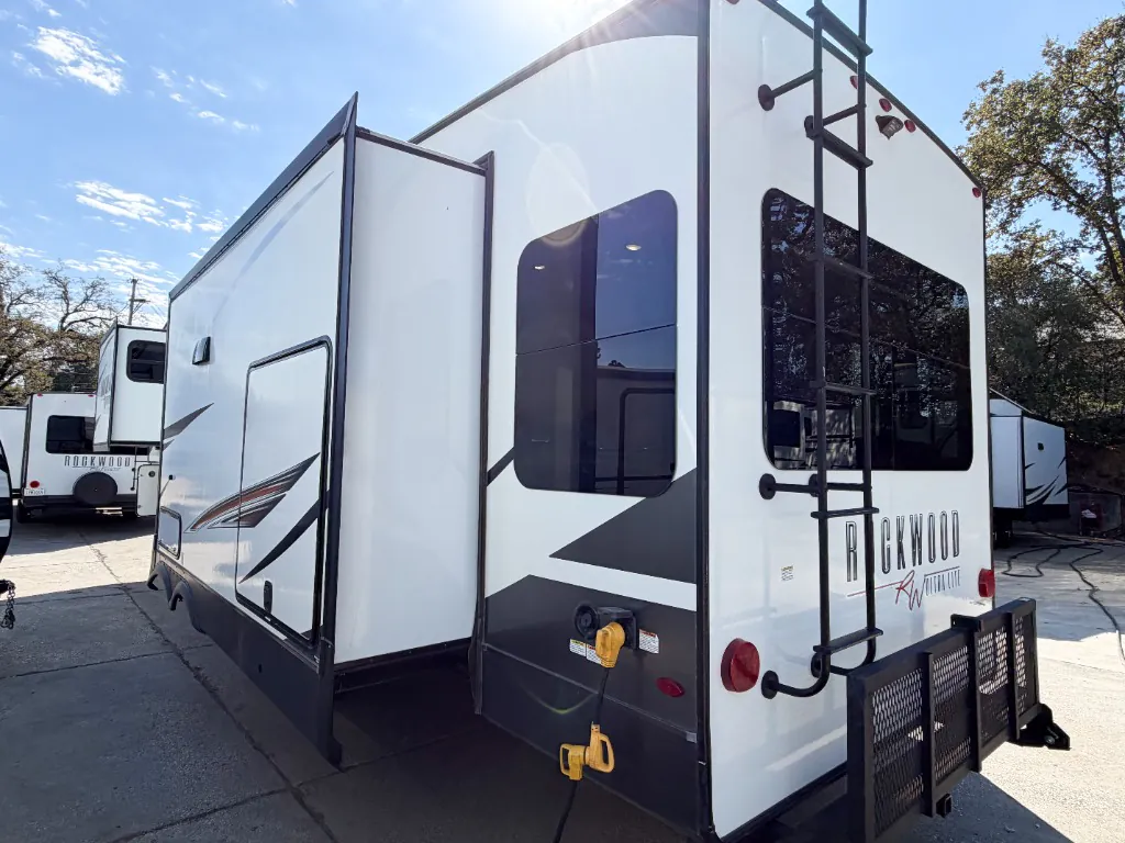 2022 Forest River Rockwood Ultra Lite 2893BS, Photos photo 8
