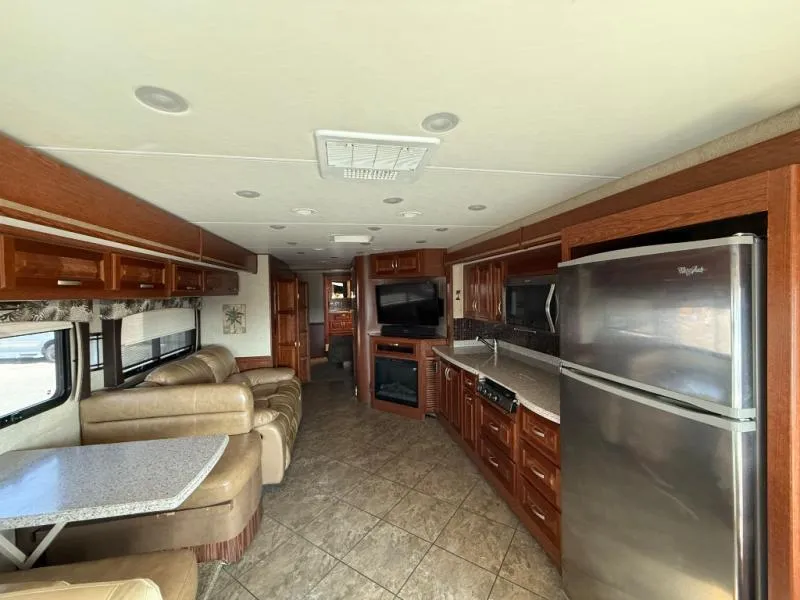 2015 Forest River RV Berkshire 38A - Photo 4