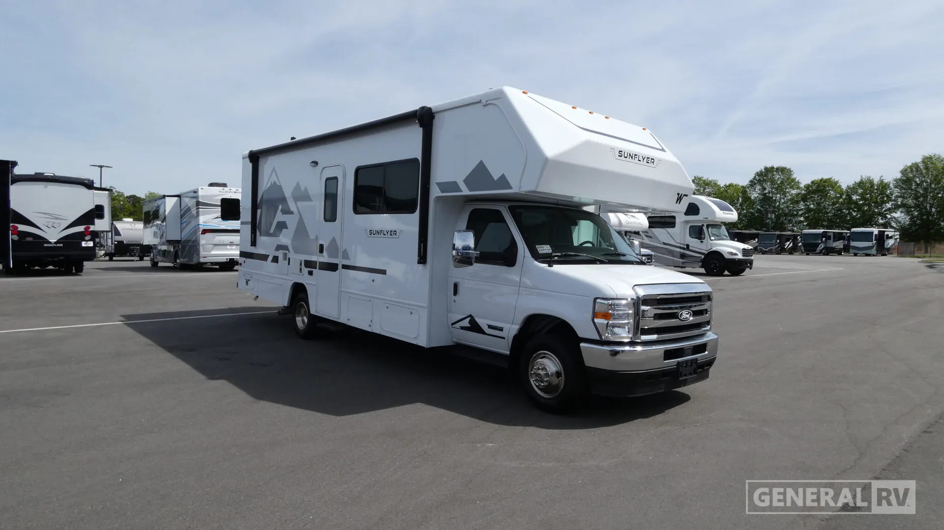 2027 Winnebago Sunflyer 26FE - Photo 2