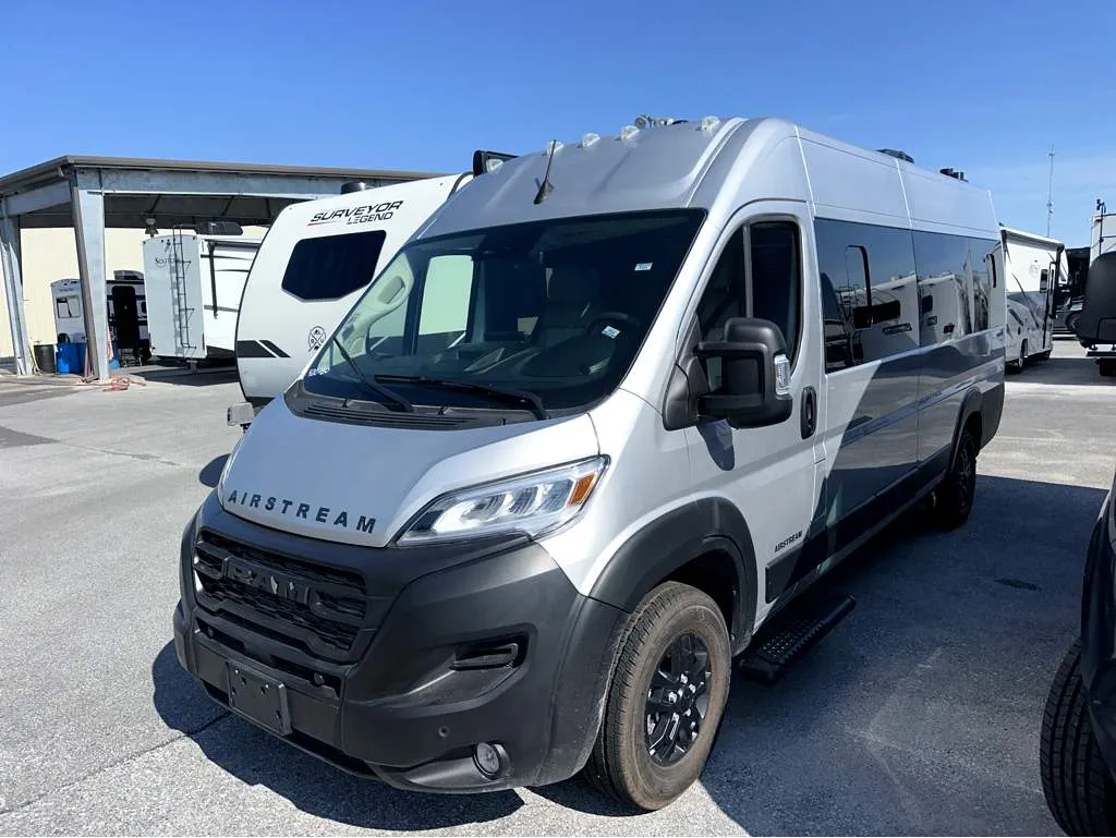2026 Airstream Rangeline BASE - Photo 3