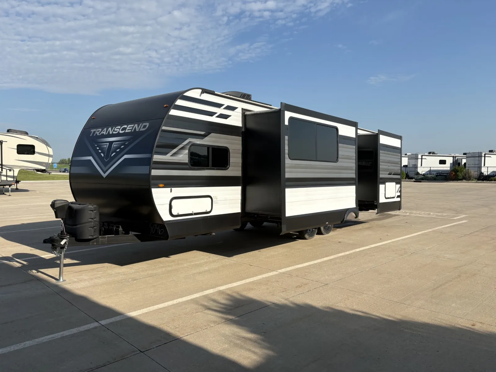 2022 Grand Design Transcend Xplor 251BH - Photo 3