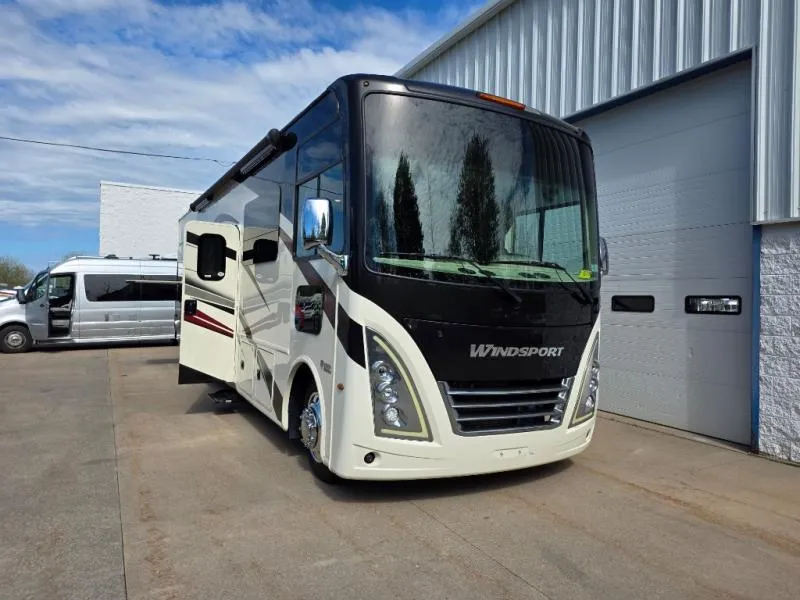 2022 Thor Motor Coach Windsport 34J - Photo 2