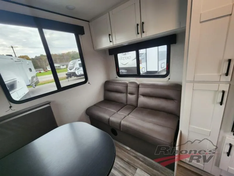 2026 Jayco Jay Flight SLX 210QB - Photo 4