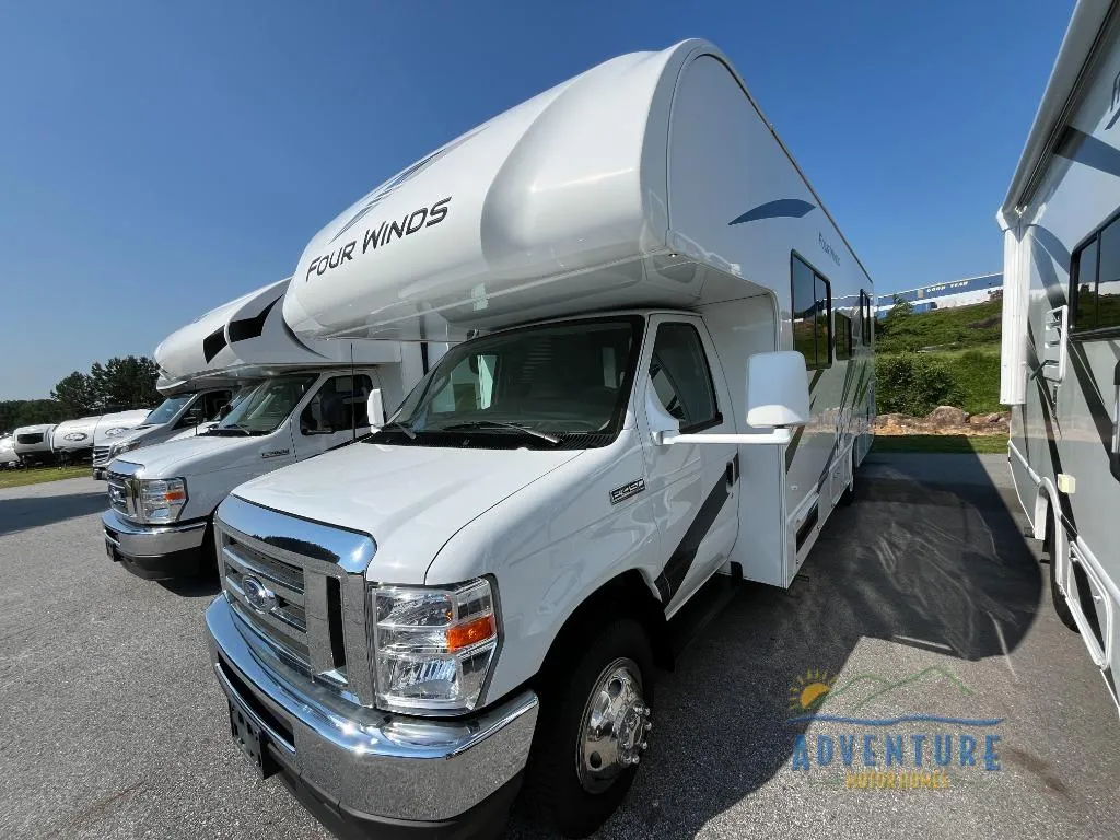 2025 Thor Motor Coach Four Winds 28A - Photo 2