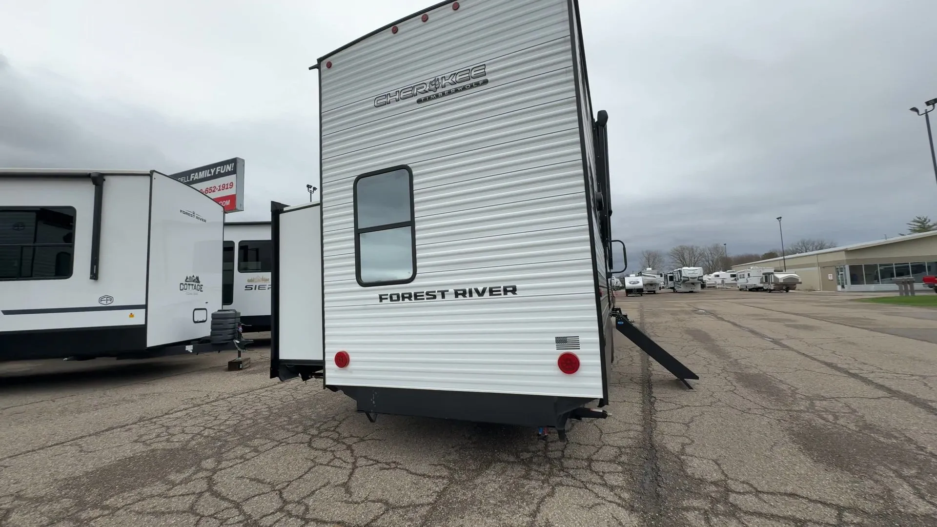 2026 Forest River Cherokee Timberwolf 39DC - Photo 3