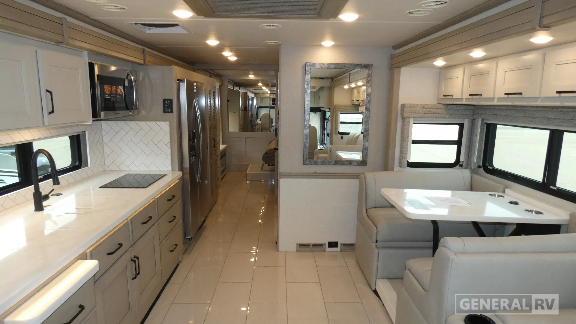 2026 Thor Motor Coach Aria 3702 - Photo 3
