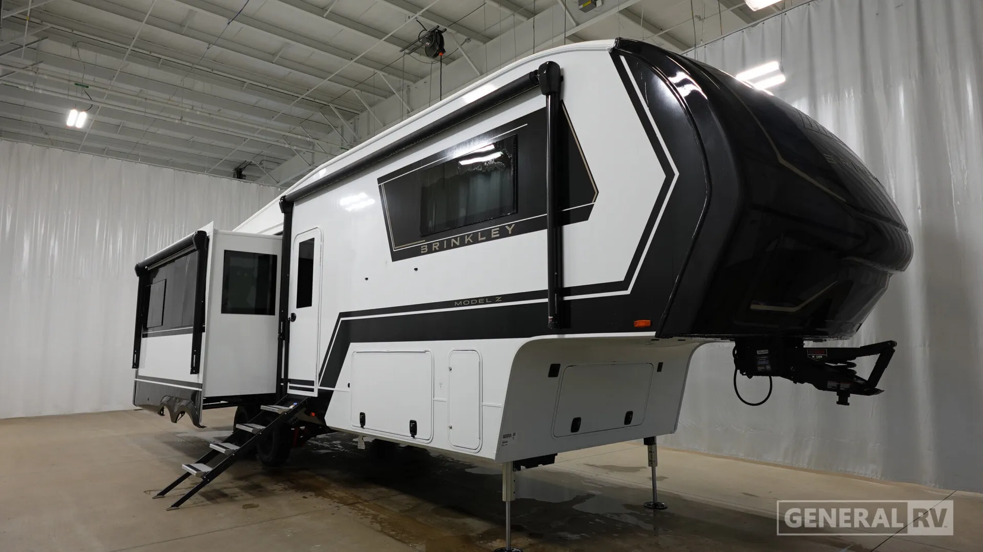 2026 Brinkley Model Z 3100 - Photo 2