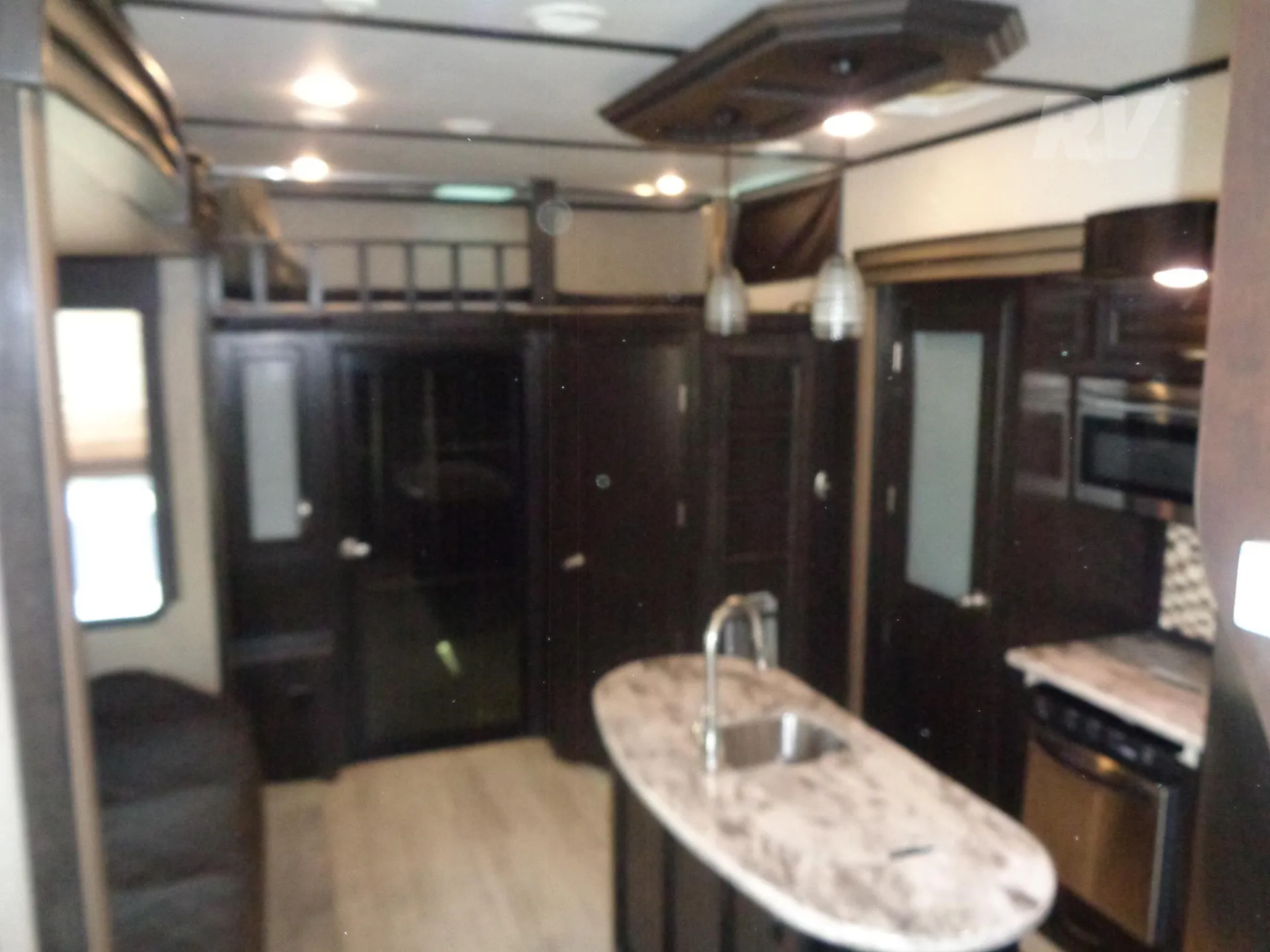 2015 Grand Design Momentum 385TH - Photo 4
