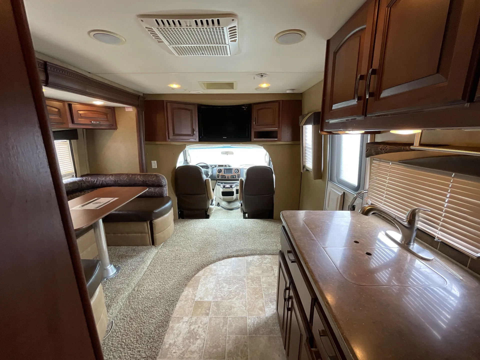 2013 Jayco Melbourne 28F dealer photo 3 from Camping World