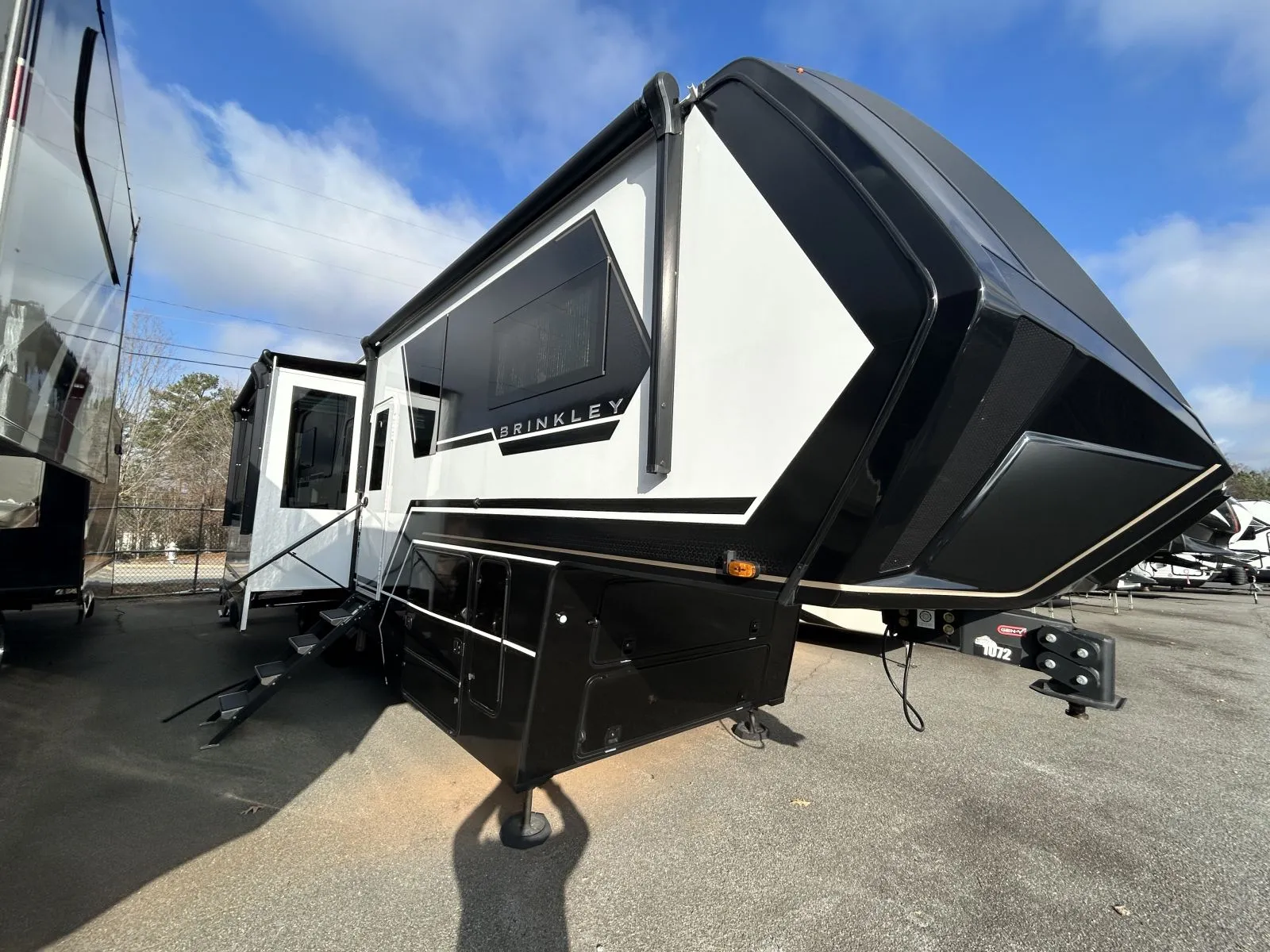 2025 Brinkley MODEL G 3500 - Photo 3