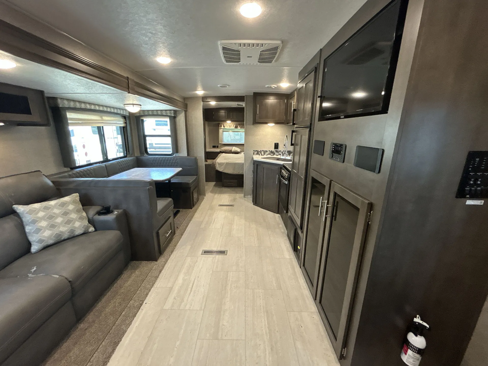 2021 Forest River Flagstaff Super Lite 27BHWS — living area main