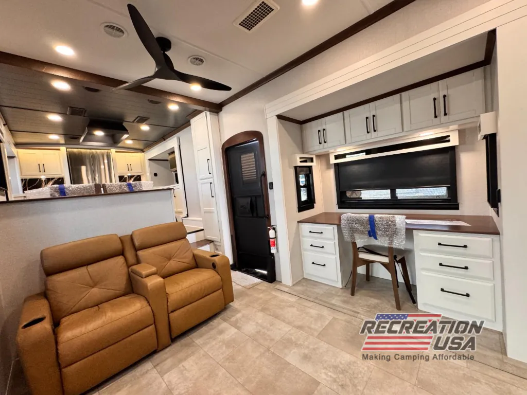 2025 Forest River RiverStone 421FK, Photos photo 13