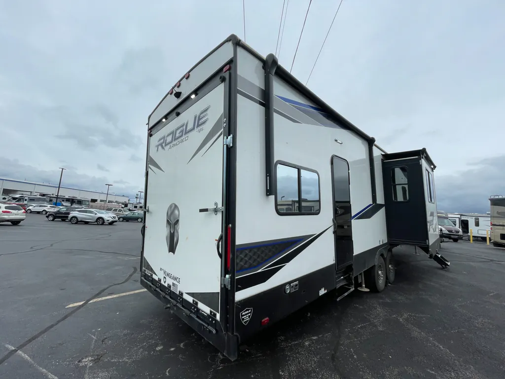 2023 Forest River Vengeance Rogue Armored 383G2, Photos photo 19