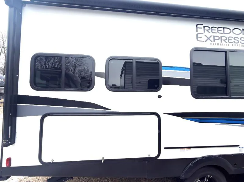 2024 Coachmen Freedom Express Ultra Lite 274RKS, Photos photo 52