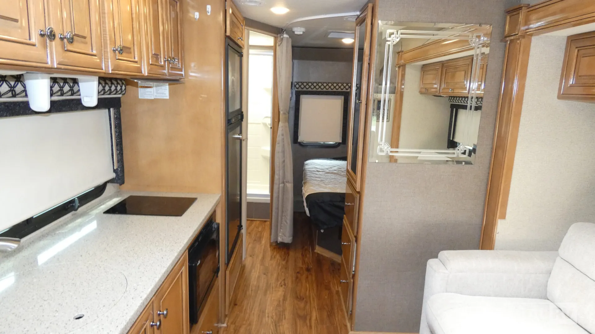 2018 Thor Motor Coach Siesta Sprinter 24SS - Photo 3