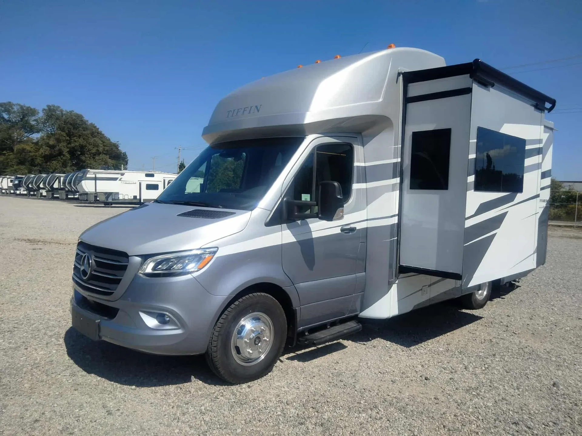 2026 Tiffin Wayfarer 25 XLW - Photo 4