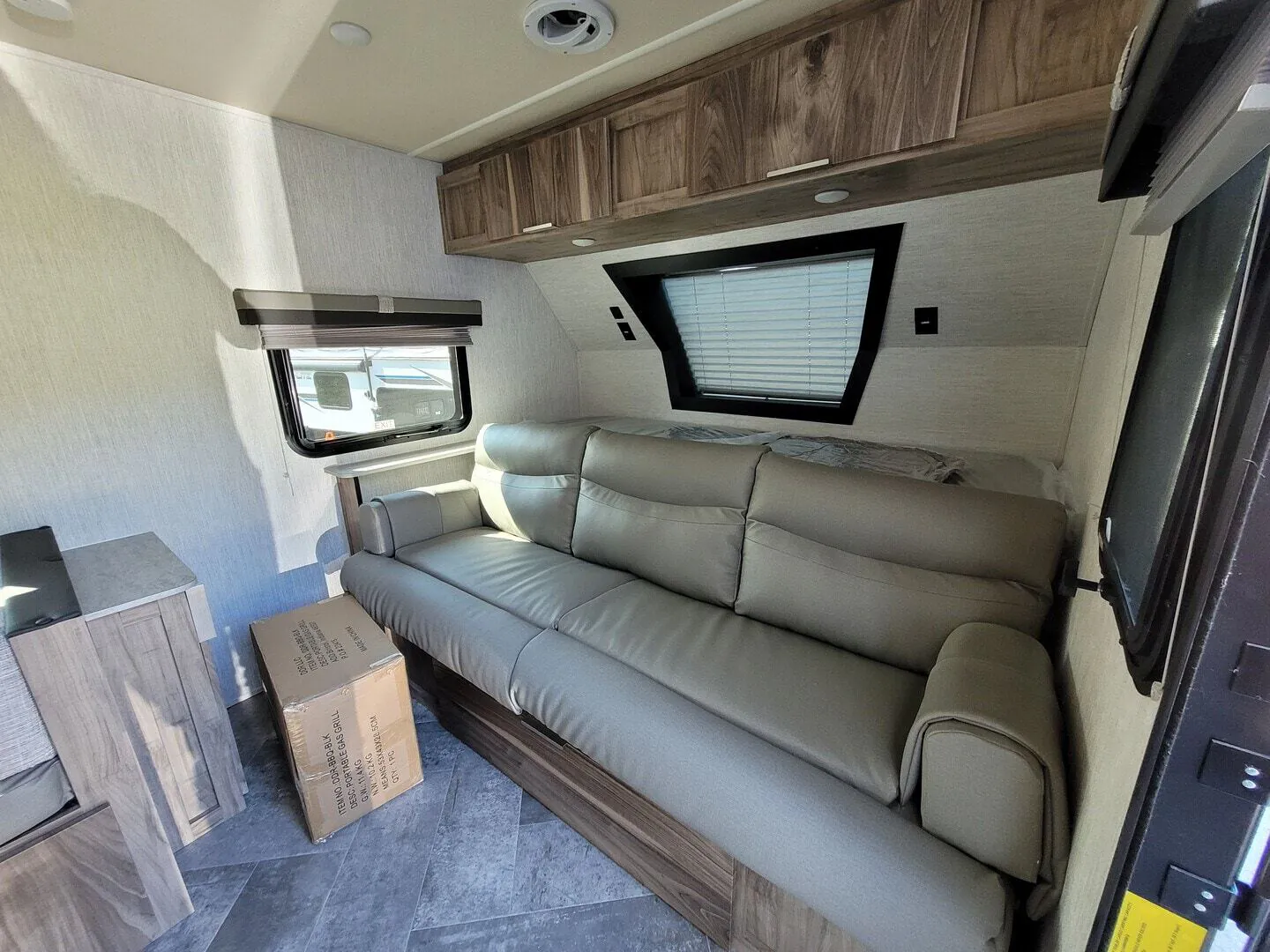 2022 Palomino Real-Lite Mini 188 - Photo 4