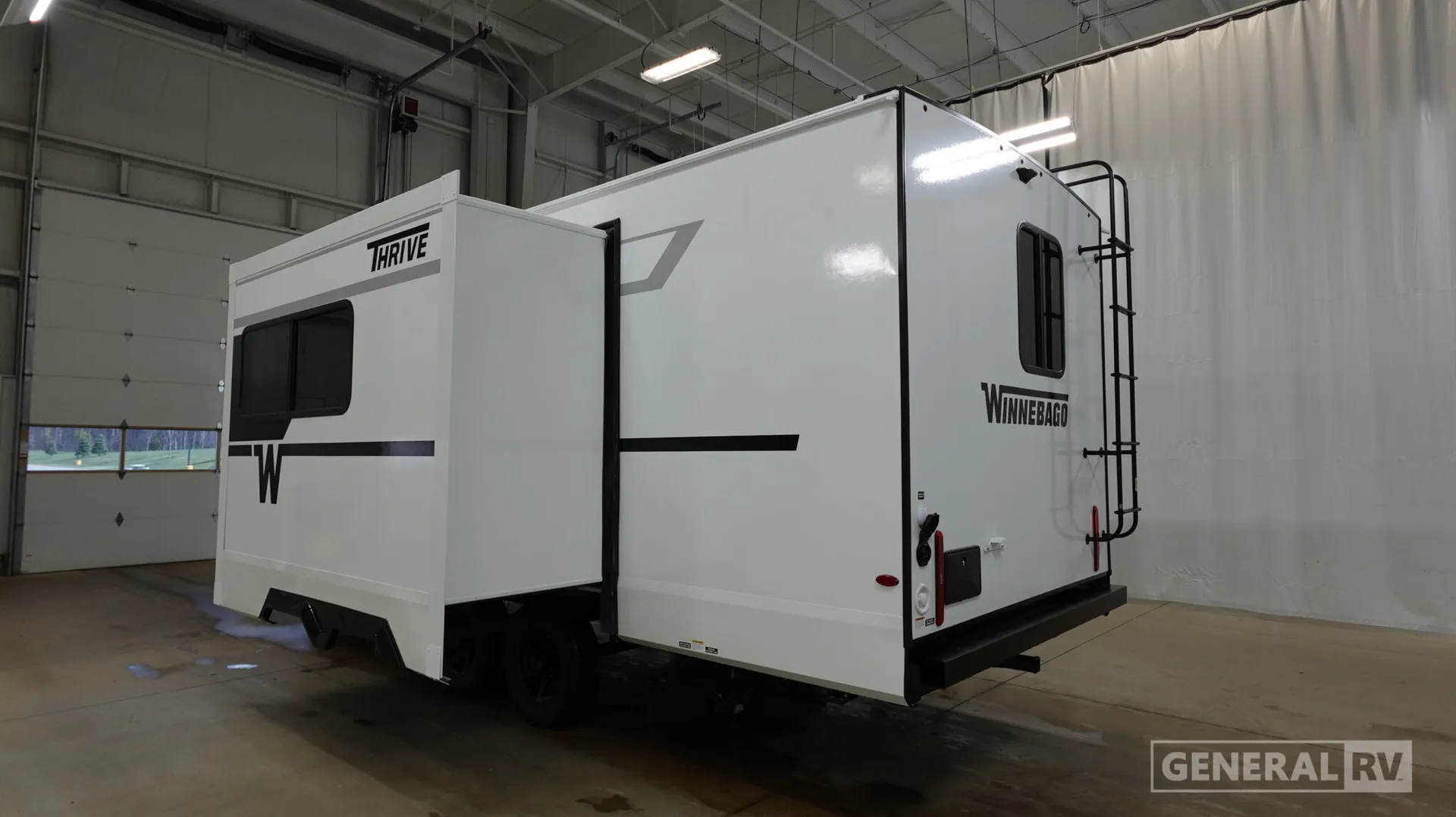 2026 Winnebago Thrive 22RBS - Photo 4