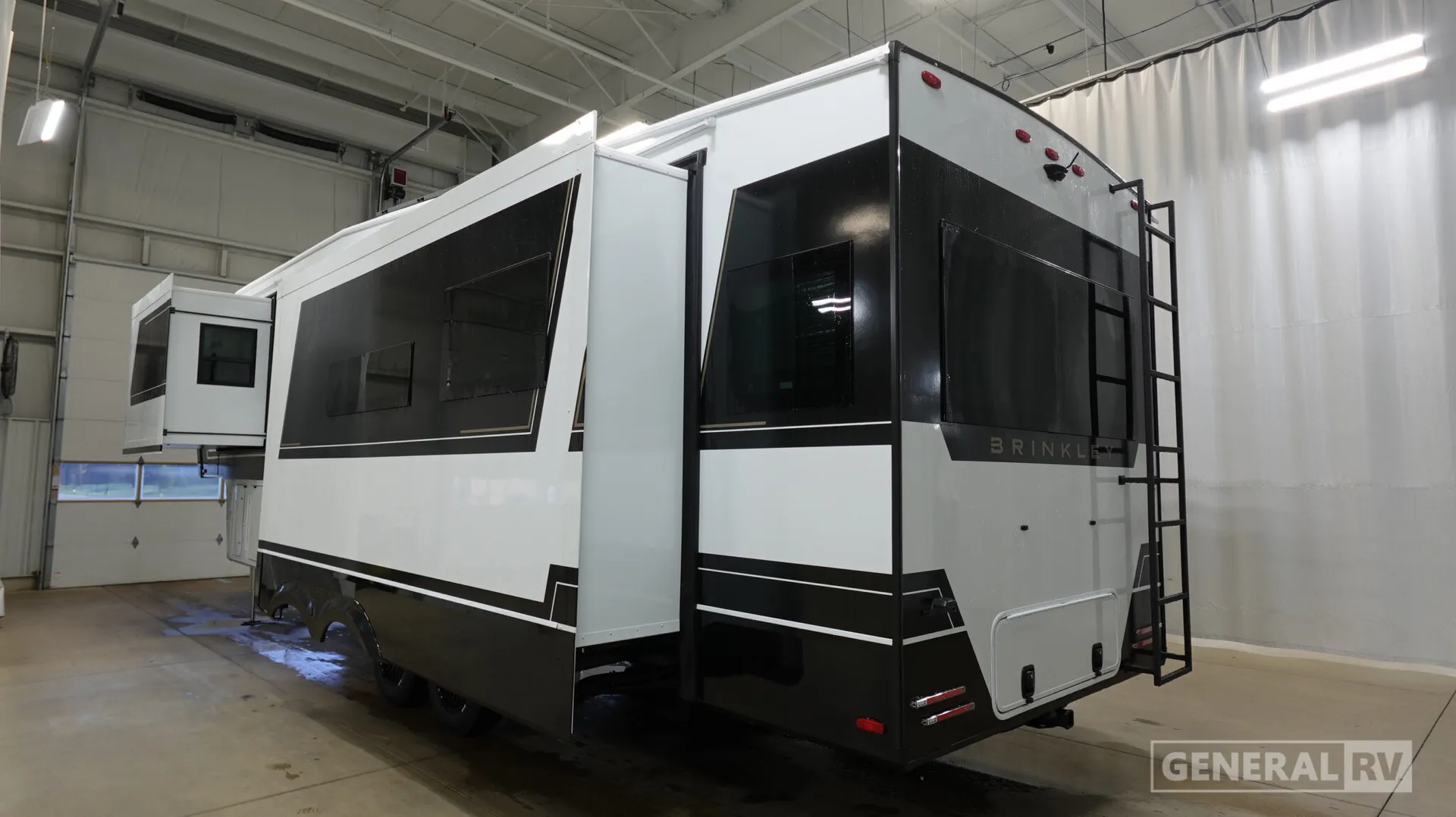 2026 Brinkley Model Z 3100 - Photo 4