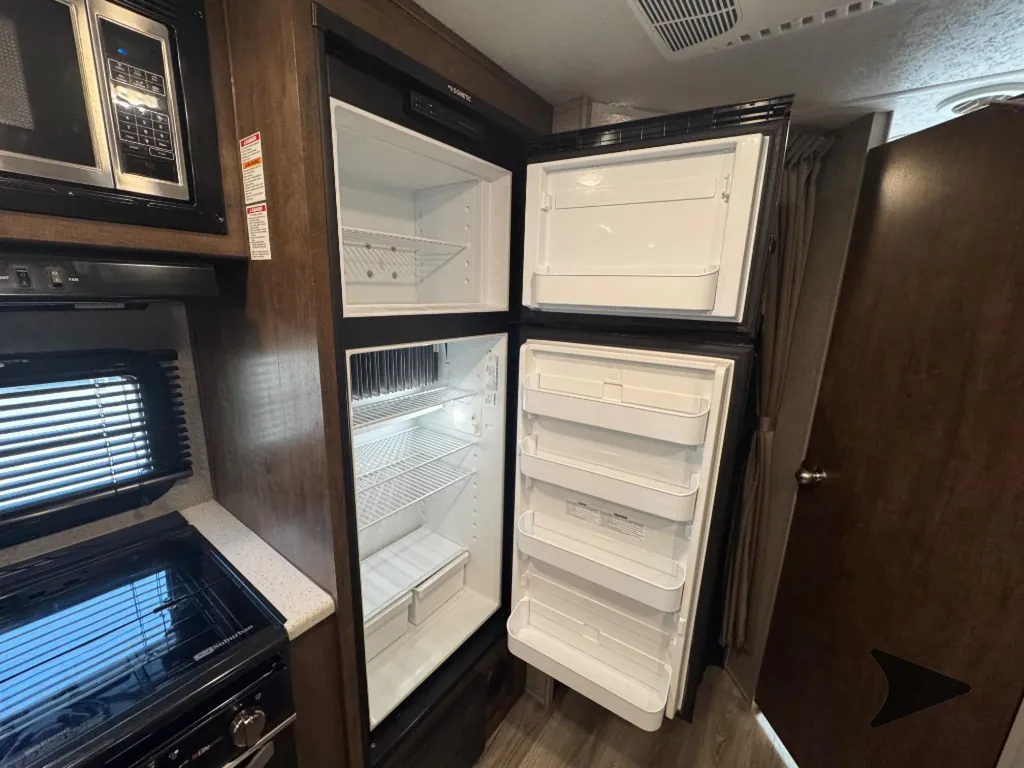 2020 Forest River Flagstaff Micro Lite 25BRDS, Photos photo 48