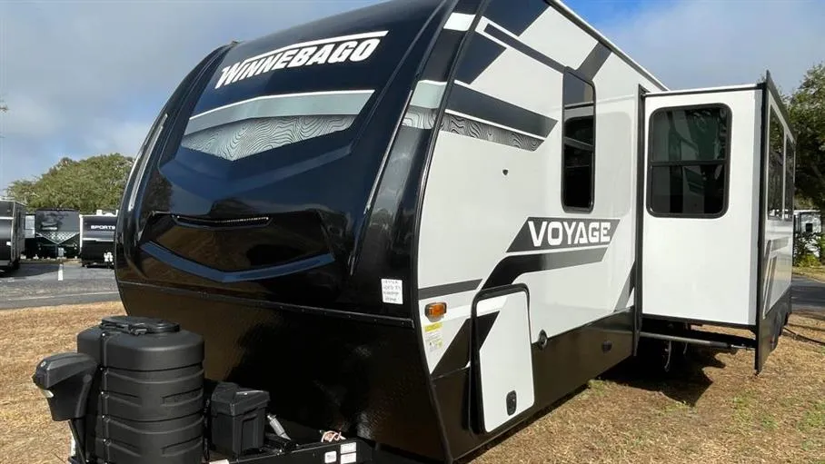 2024 Winnebago Voyage V2831RB - Photo 4