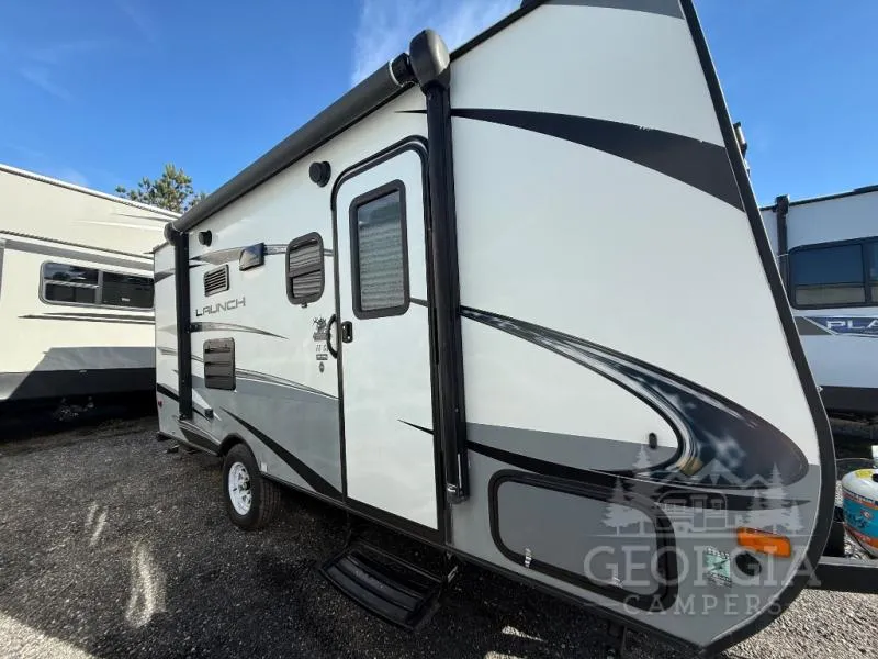 2018 Starcraft Launch Outfitter 7 17SB - Main photo