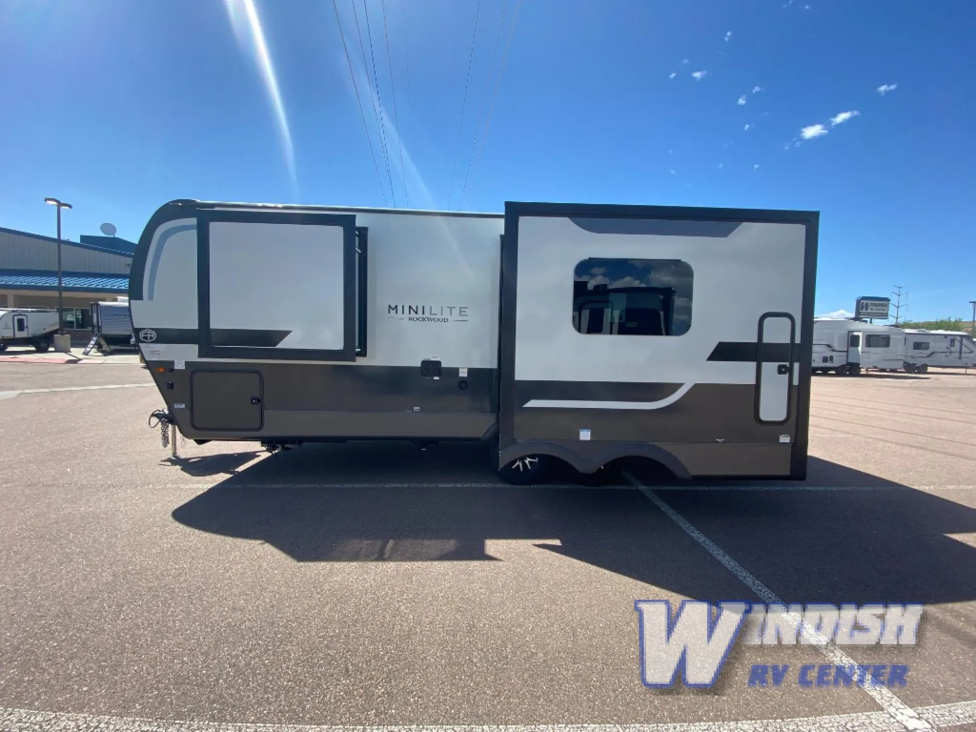 2026 Forest River Rockwood Mini Lite 2515S - Photo 3