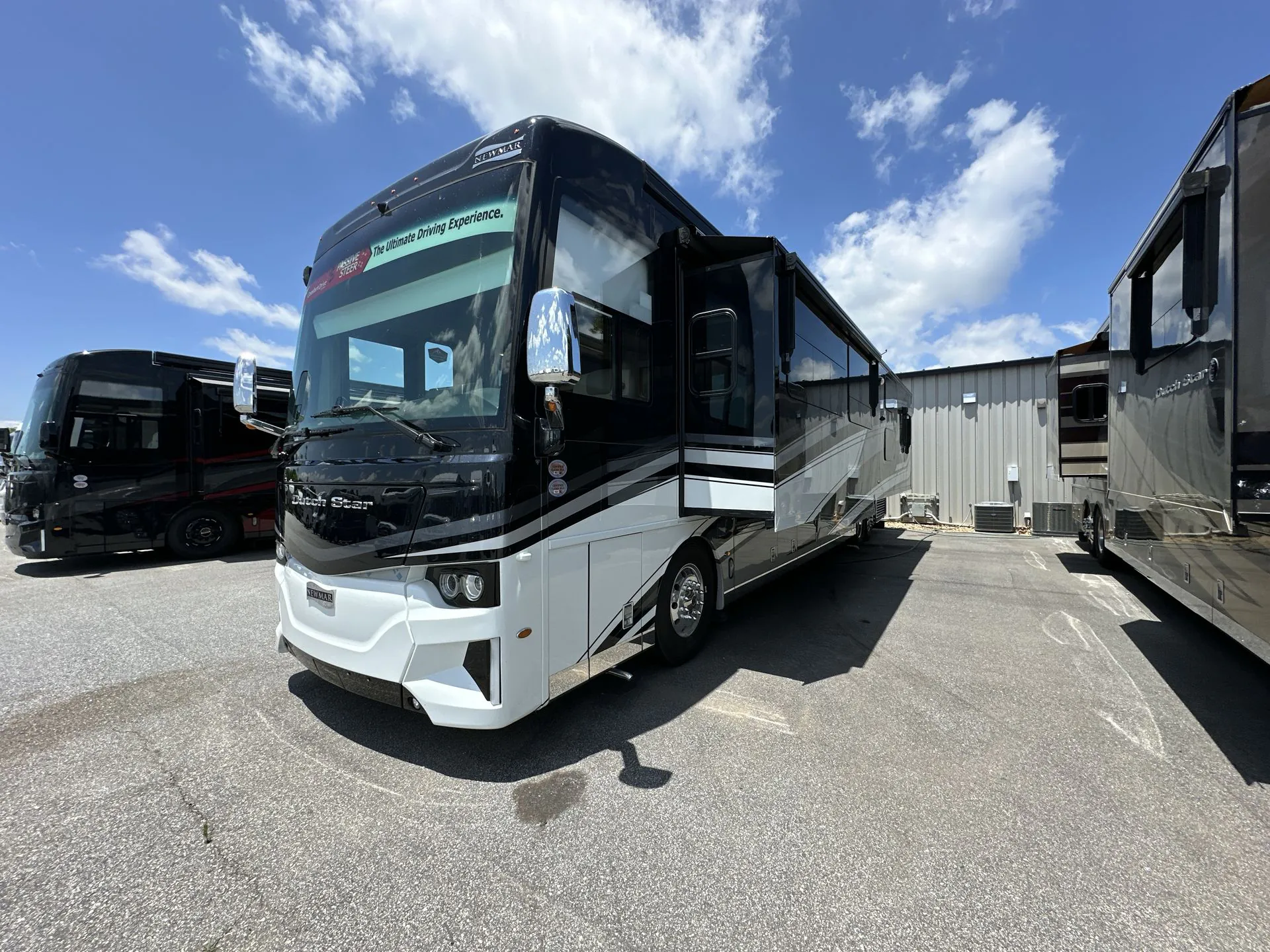 2026 Newmar Dutch Star 4340 - Photo 4