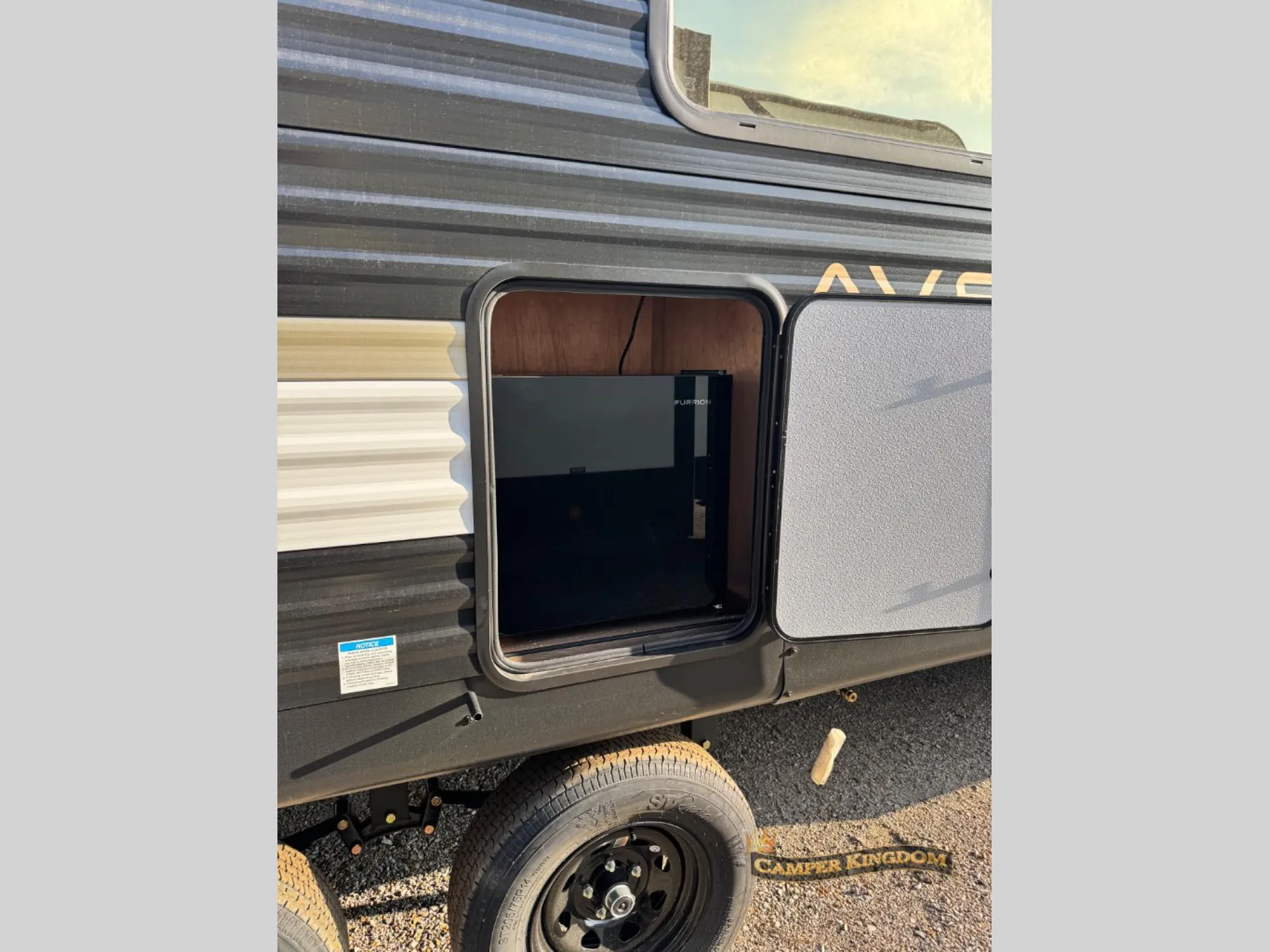 2027 Forest River Avenger 25MKO dealer photo 4 from Camper Kingdom