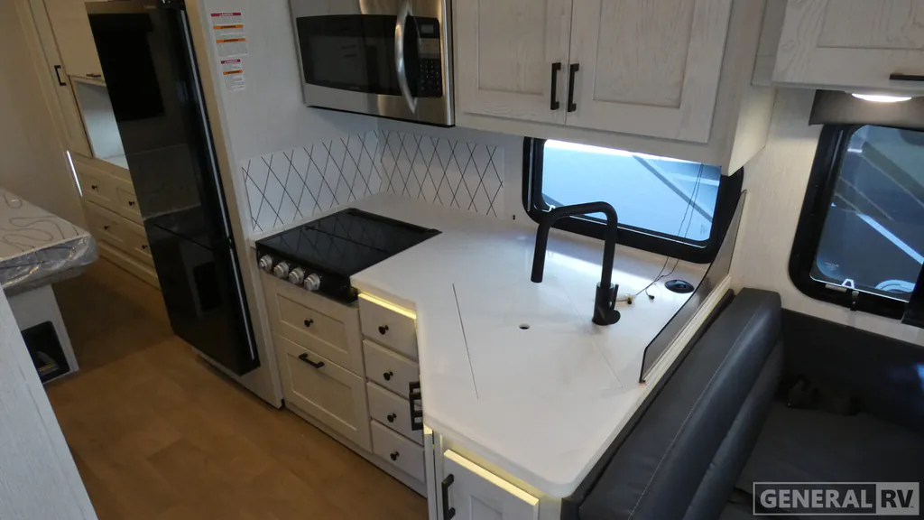 2026 NeXus RV Maximus 32MX, Photos photo 6