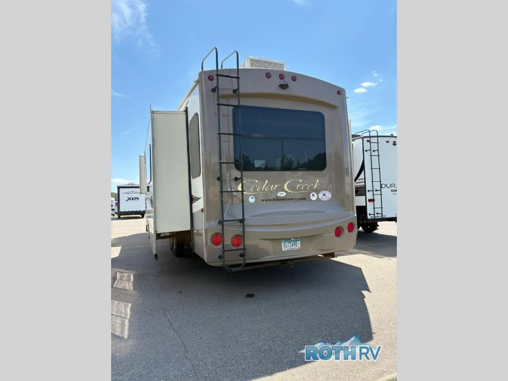 2015 Forest River RV Cedar Creek 36CKTS - Photo 4