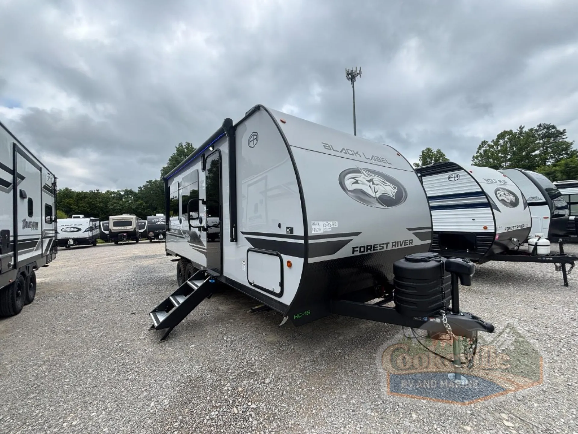 2027 Forest River Cherokee Grey Wolf Black Label 18RRBL — Photo 6