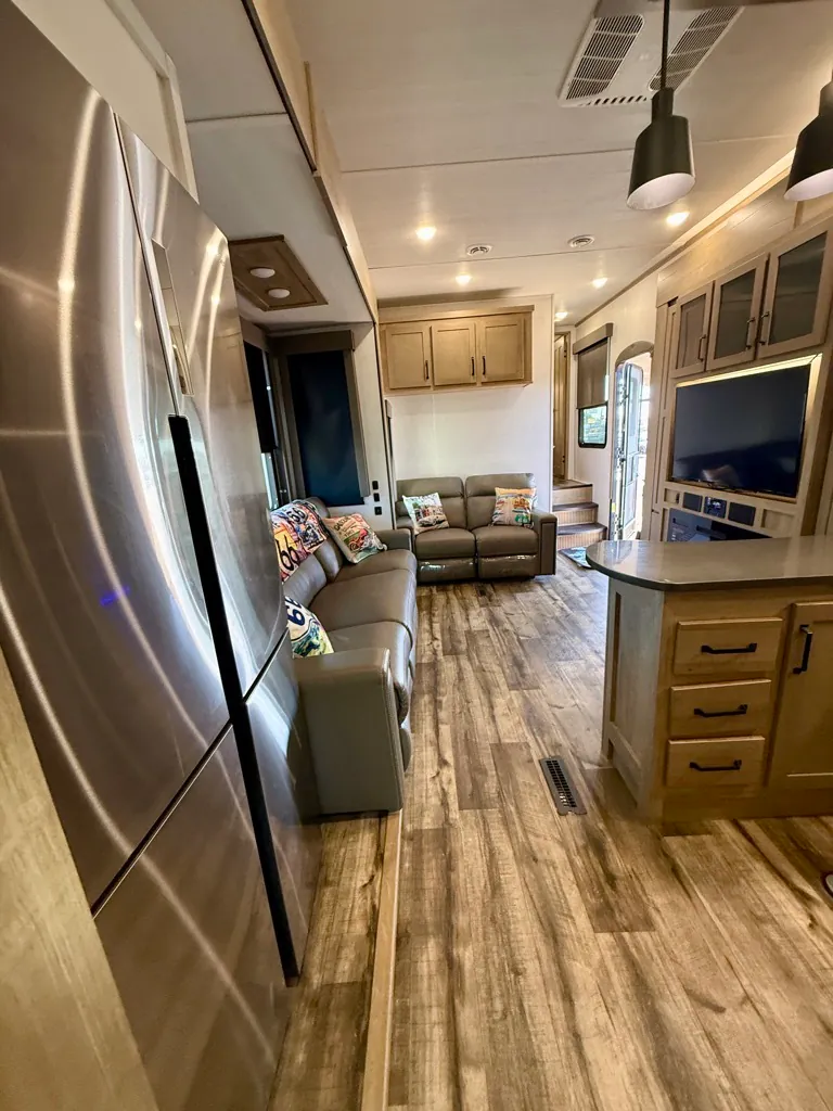 2022 Keystone Raptor 423, Photos photo 52