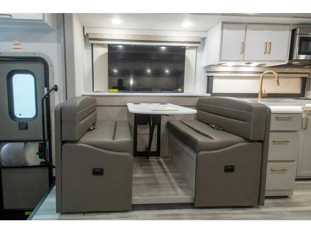2026 Thor Motor Coach Windsport 36H, Photos photo 17