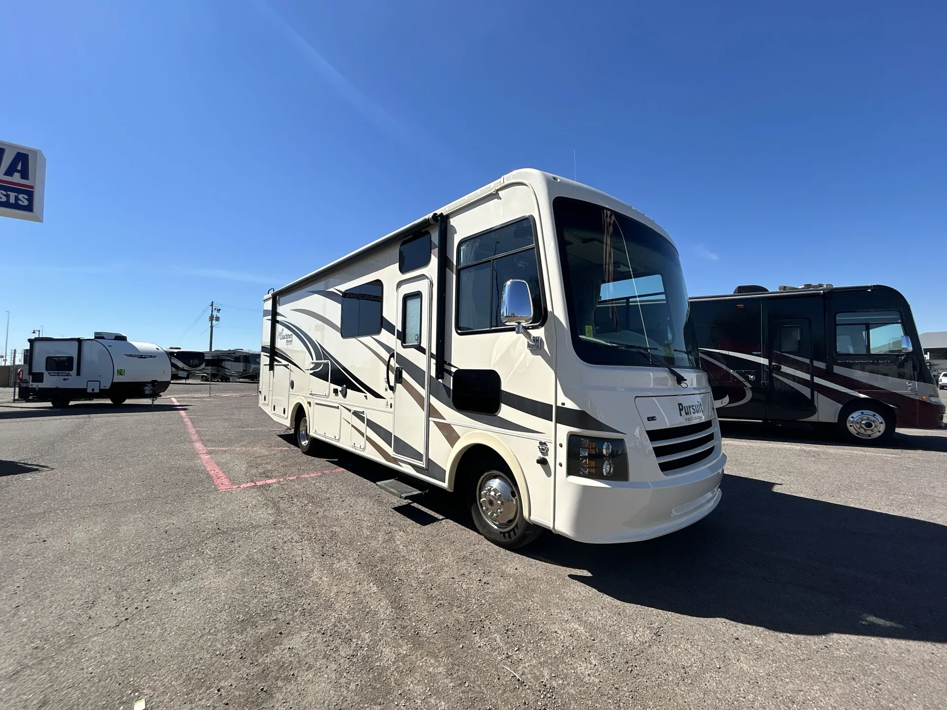 2019 Coachmen Pursuit 29SS - Photo 2