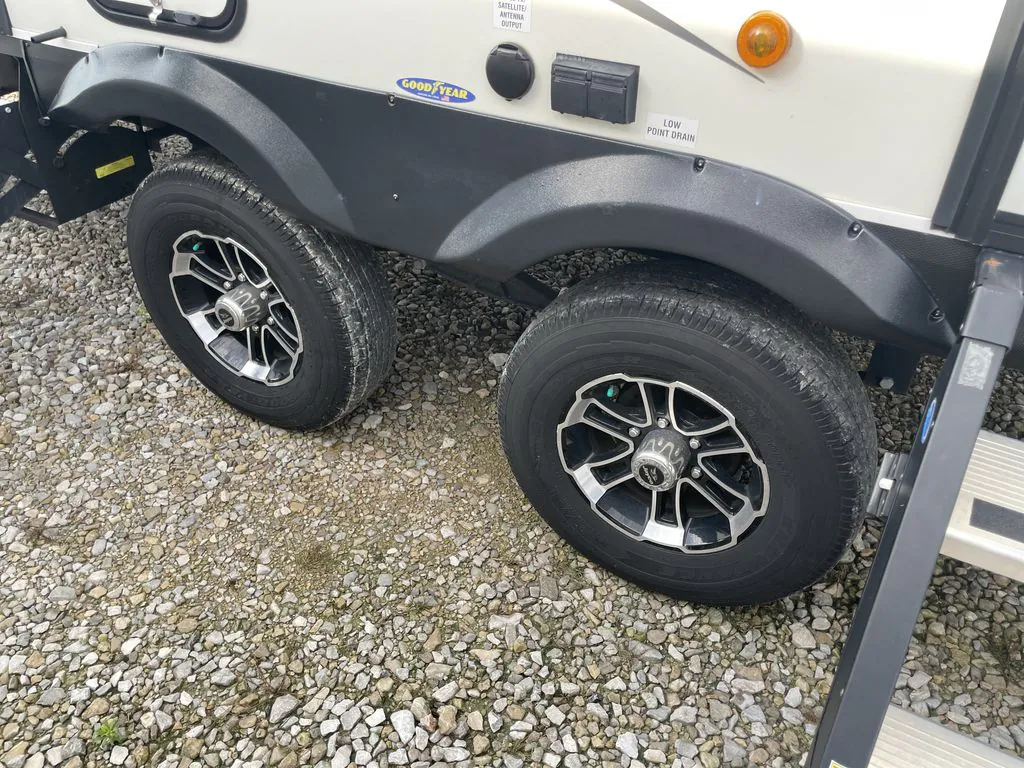 2020 Jayco White Hawk 30FLS - Photo 3