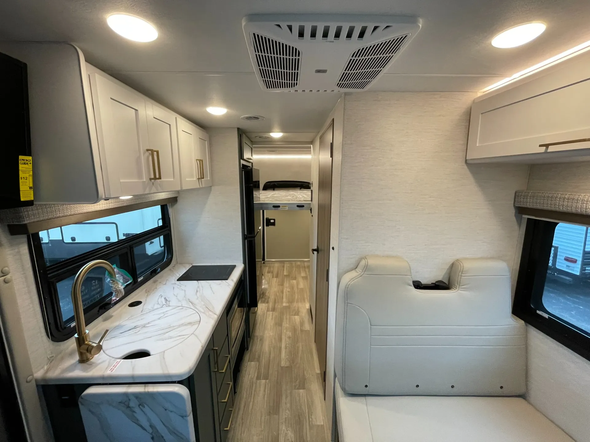 2026 Thor Motor Coach Eddie Bauer 22ET - Photo 3