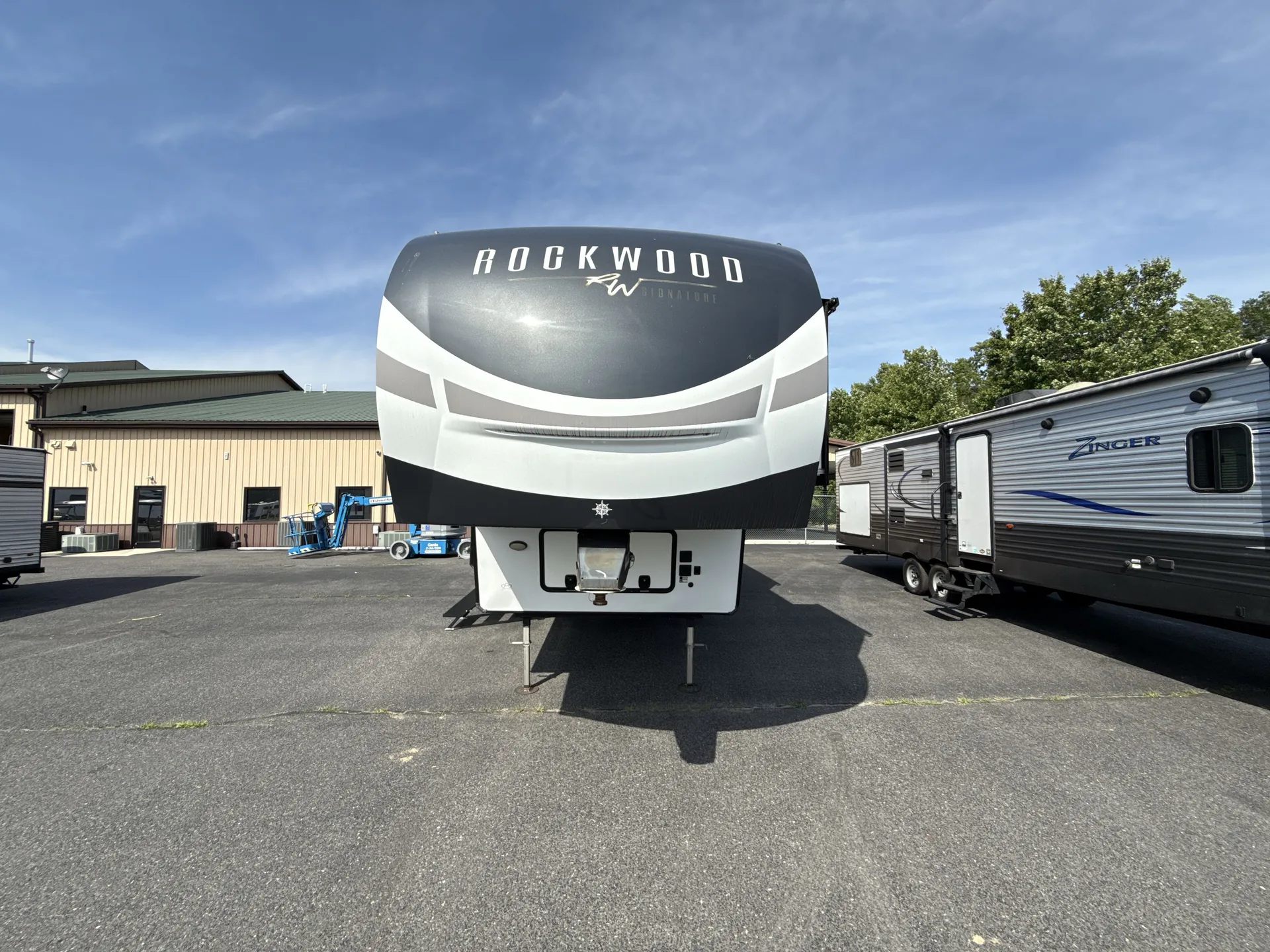 2023 Forest River Rockwood Signature 2883WS - Photo 2