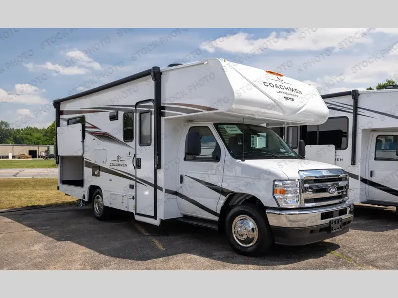 2026 Coachmen Leprechaun 210QSS - Photo 2
