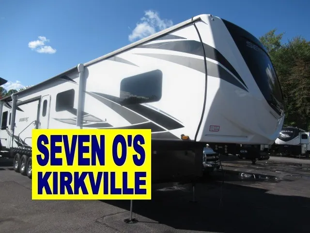 2021 Jayco Seismic 4113 - Photo 2