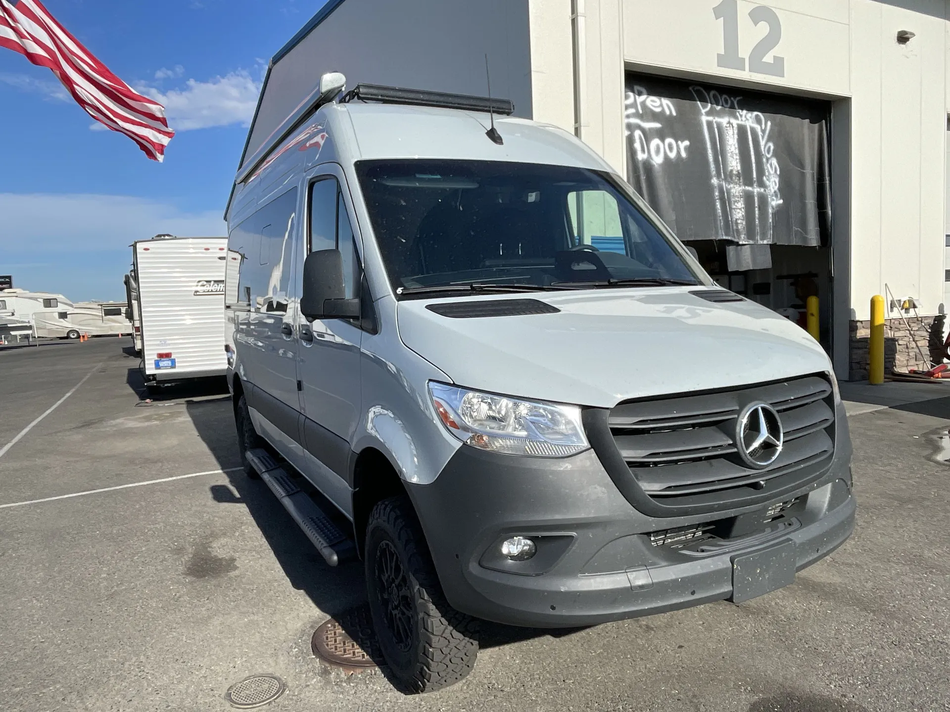 2026 Thor Motor Coach Freedom Eddie Bauer Van 19EU - Photo 2